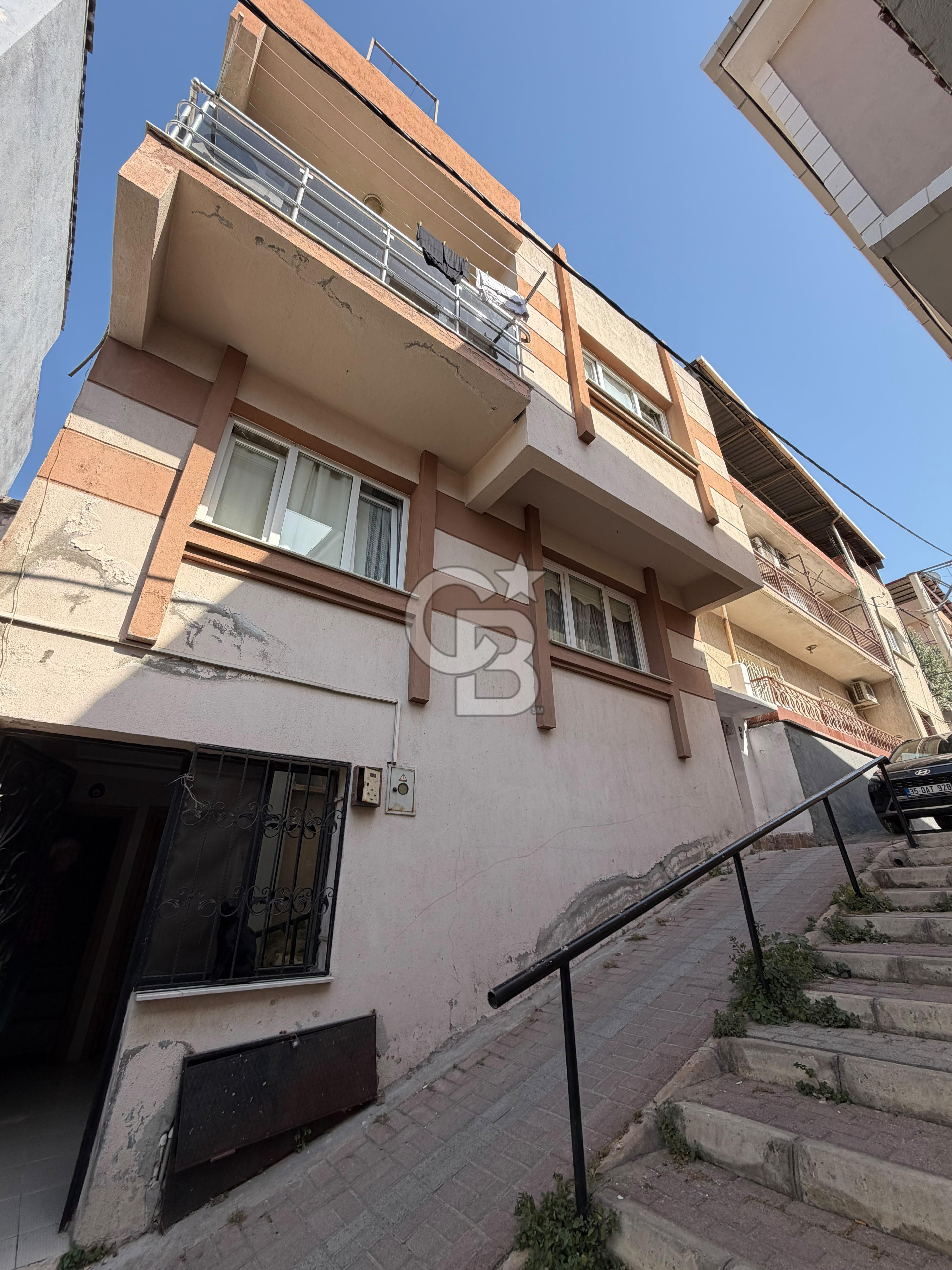 Konak Gültepe Komple Satılık Bina