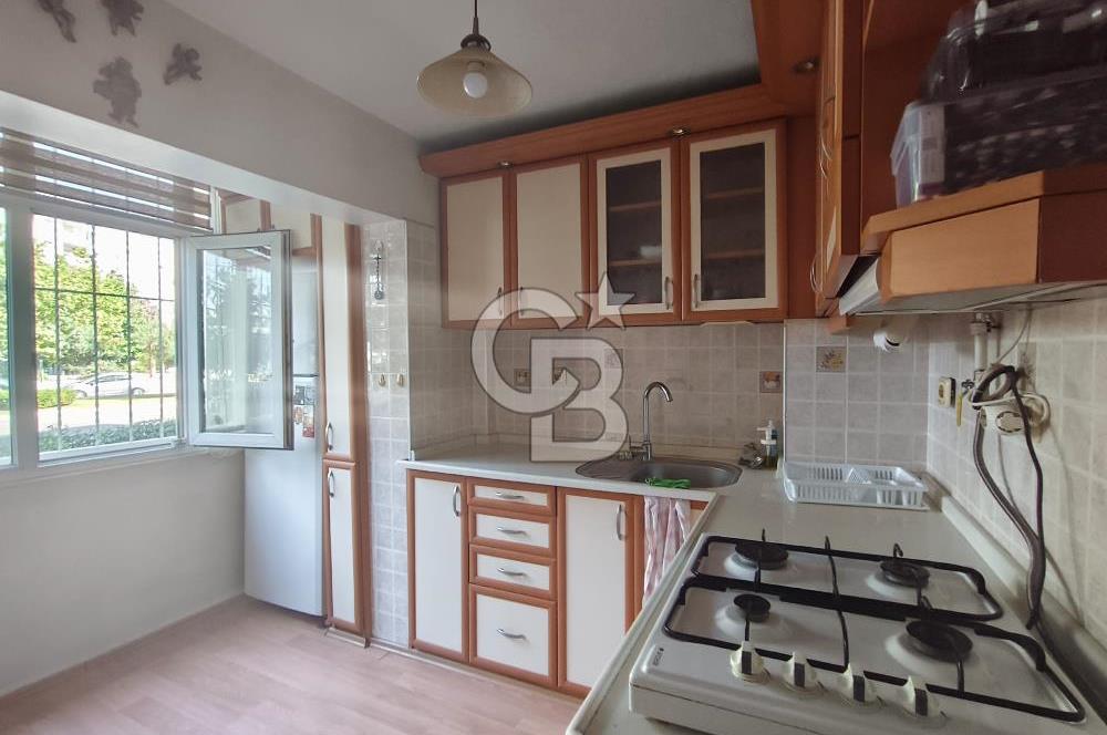 Bayraklı Manavkuyu Mahallesi'nde Eşyalı Kiralık 2+1 Daire