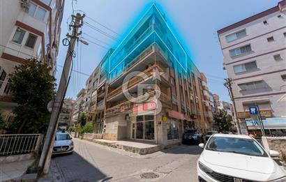 KARŞIYAKA'DA TERASLI DUBLEKS 5+1 KİRALIK DAİRE