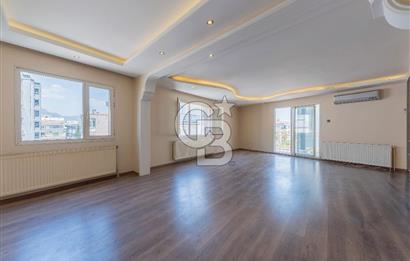 KARŞIYAKA'DA TERASLI DUBLEKS 5+1 KİRALIK DAİRE