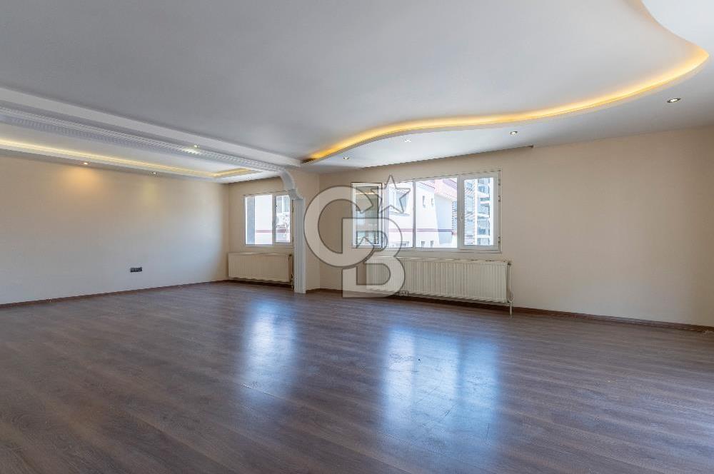 KARŞIYAKA'DA TERASLI DUBLEKS 5+1 KİRALIK DAİRE