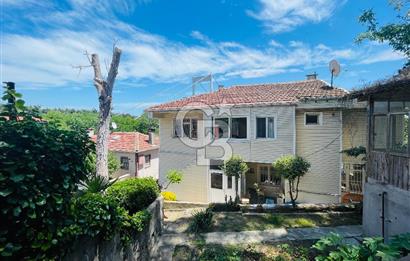 Rumeli Hisarında 2065 m2 Arsa İçinde Satılık 2 Katlı Müstakil Ev