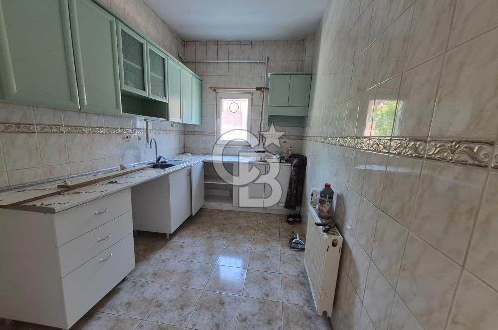 Rumeli Hisarında 2065 m2 Arsa İçinde Satılık 2 Katlı Müstakil Ev