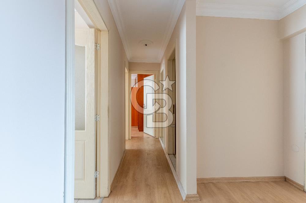 Egekent Sağlıkçılar Sitesi'nde Kiralık 3+1 Daire