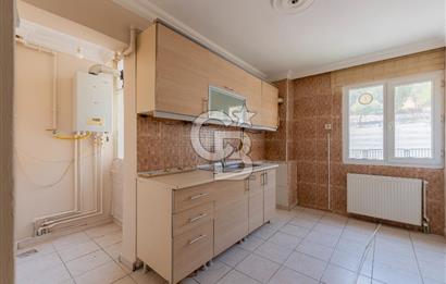 Egekent Sağlıkçılar Sitesi'nde Kiralık 3+1 Daire