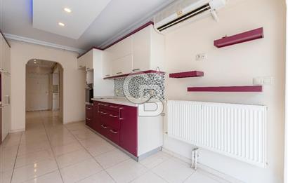 KARŞIYAKA'DA TERASLI DUBLEKS 5+1 KİRALIK DAİRE