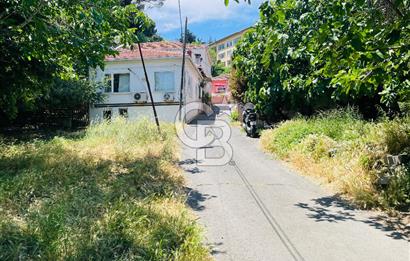Rumeli Hisarında 2065 m2 Arsa İçinde Satılık 2 Katlı Müstakil Ev
