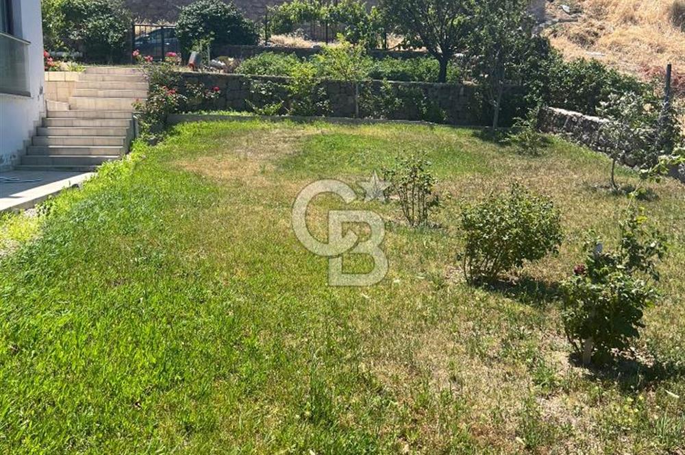 Babakale Aklimanda Denize Yakın 250 m2 Satılık Lüks Villa