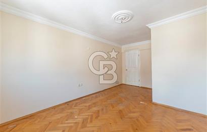 KARŞIYAKA'DA TERASLI DUBLEKS 5+1 KİRALIK DAİRE