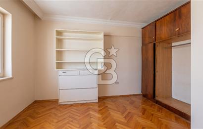KARŞIYAKA'DA TERASLI DUBLEKS 5+1 KİRALIK DAİRE