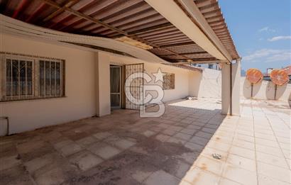 KARŞIYAKA'DA TERASLI DUBLEKS 5+1 KİRALIK DAİRE