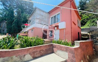 Rumeli Hisarında 2065 m2 Arsa İçinde Satılık 2 Katlı Müstakil Ev