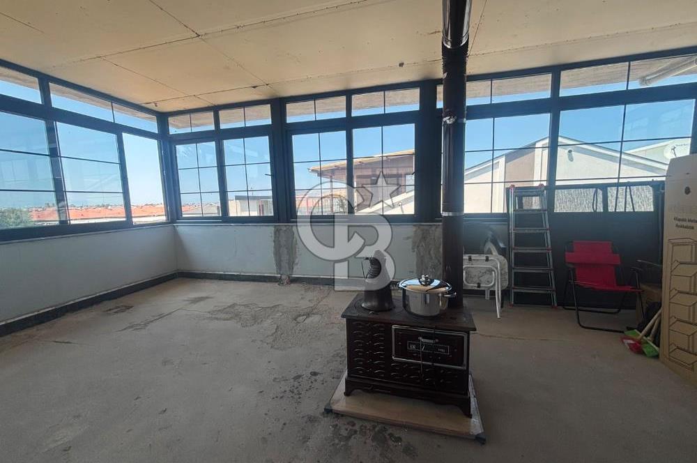 DİKİLİ ÇANDARLI’da KAPALI CAM TERASLI SATILIK  