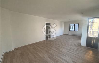 Turan Bayraklı Geniş, Ferah, Manzaralı 3+1 Kiralık Daire