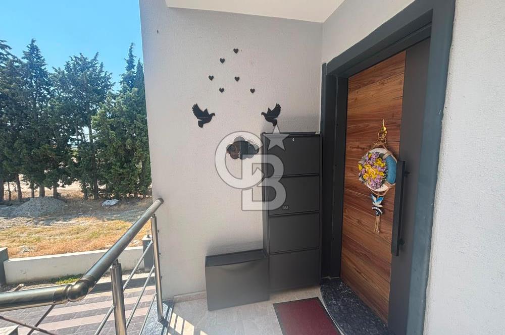 DİKİLİ ÇANDARLI’da KAPALI CAM TERASLI SATILIK  