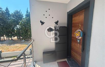DİKİLİ ÇANDARLI’da KAPALI CAM TERASLI SATILIK  