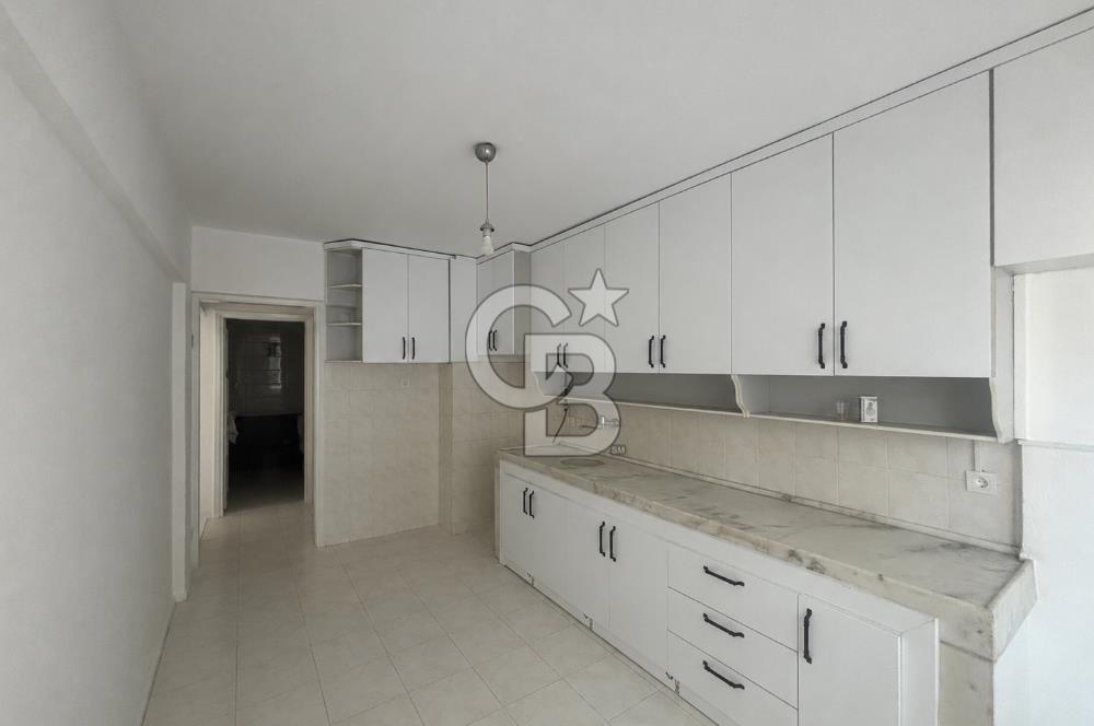 Turan Bayraklı Geniş, Ferah, Manzaralı 3+1 Kiralık Daire