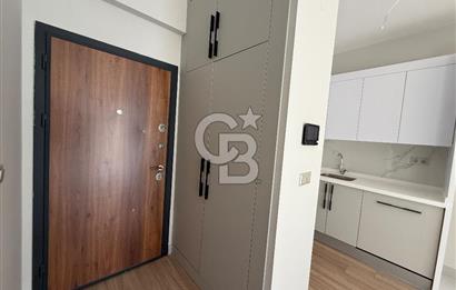 İZKA PARK YAŞAM ATLANTİS SİTESİNDE SATILIK HAVUZ CEPHE 1+1 DAİRE