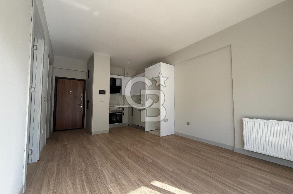 İZKA PARK YAŞAM ATLANTİS SİTESİNDE SATILIK HAVUZ CEPHE 1+1 DAİRE