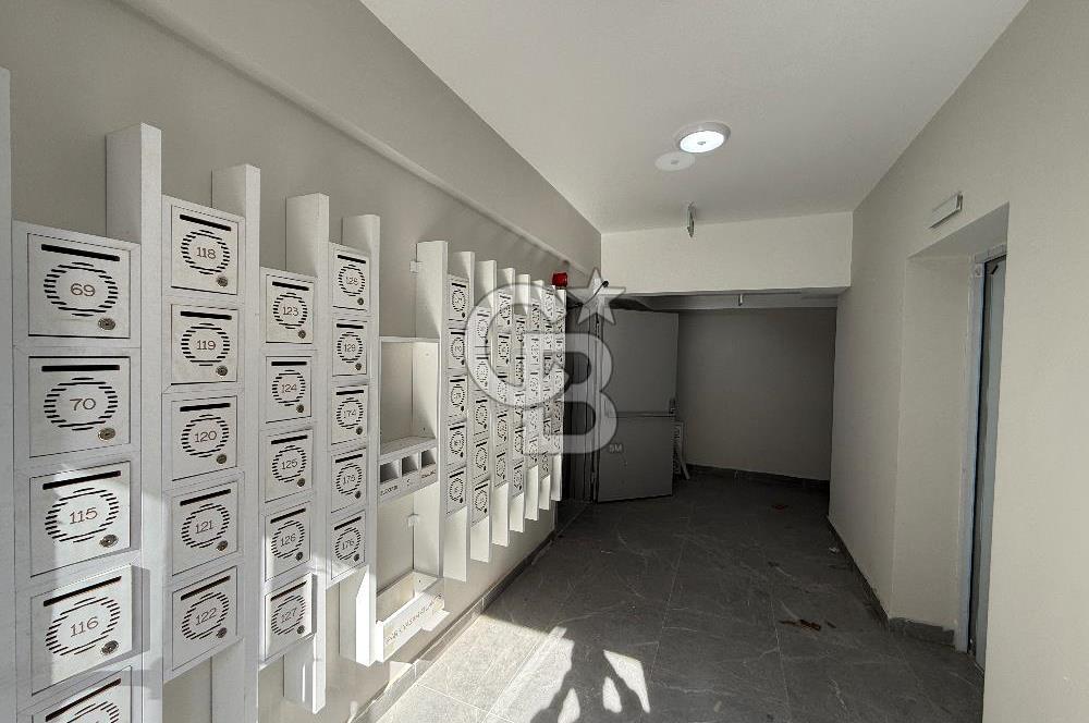 İZKA PARK YAŞAM ATLANTİS SİTESİNDE SATILIK HAVUZ CEPHE 1+1 DAİRE