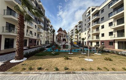 İZKA PARK YAŞAM ATLANTİS SİTESİNDE SATILIK HAVUZ CEPHE 1+1 DAİRE