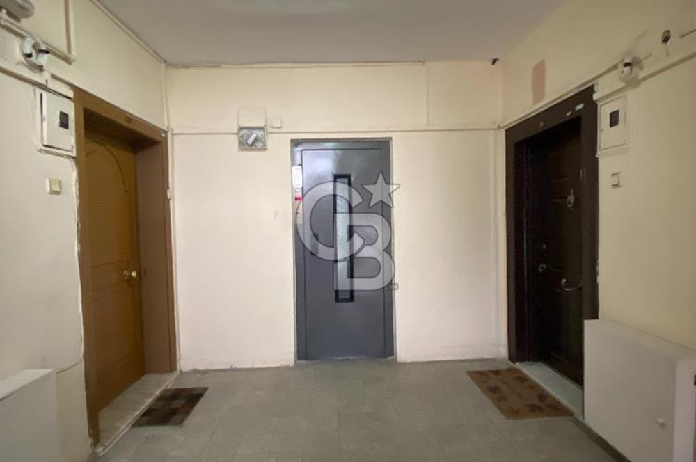 Etiler Akmerkez Karşısı Petrol Sitesi'nde Kiralık Daire 2+1