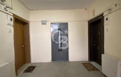 Etiler Akmerkez Karşısı Petrol Sitesi'nde Kiralık Daire 2+1
