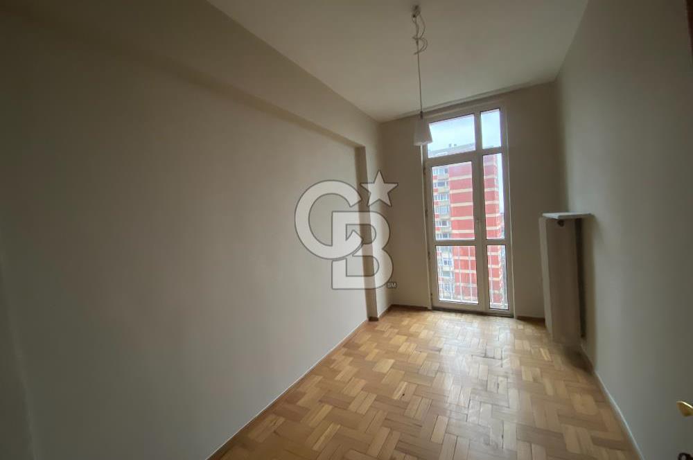 Etiler Akmerkez Karşısı Petrol Sitesi'nde Kiralık Daire 2+1