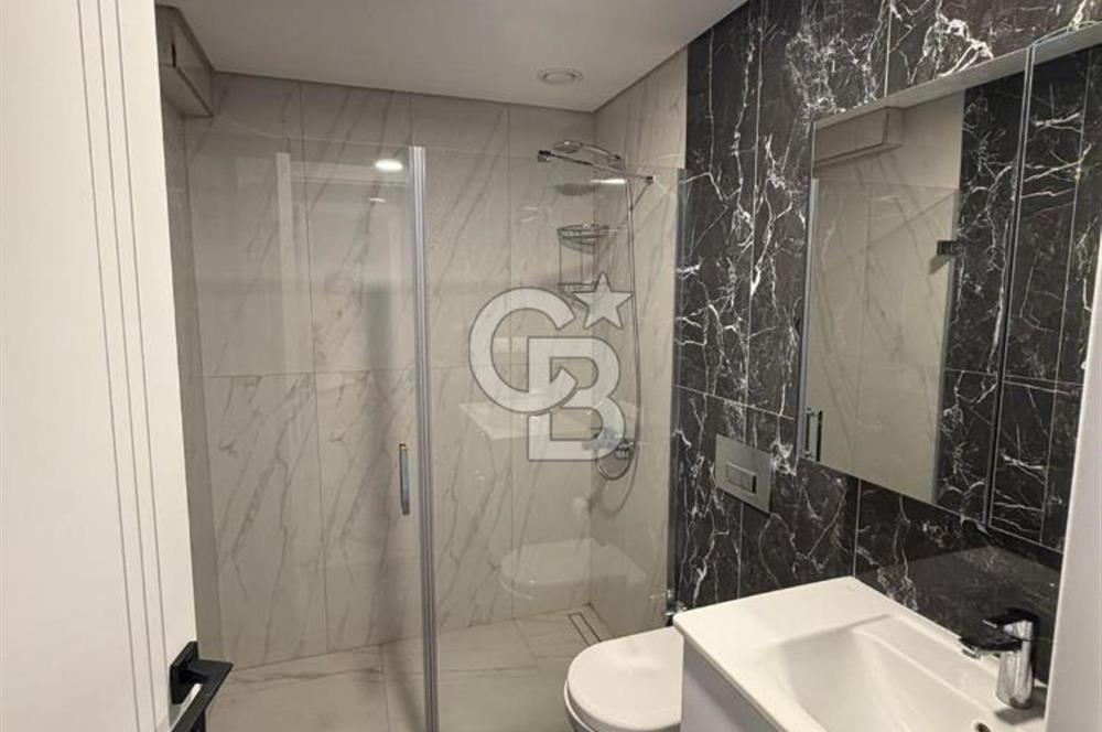 Salacak'ta Eşsiz Boğaz Manzaralı Prestijli 2+1 Daire