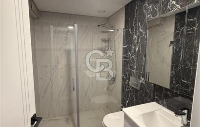 Salacak'ta Eşsiz Boğaz Manzaralı Prestijli 2+1 Daire