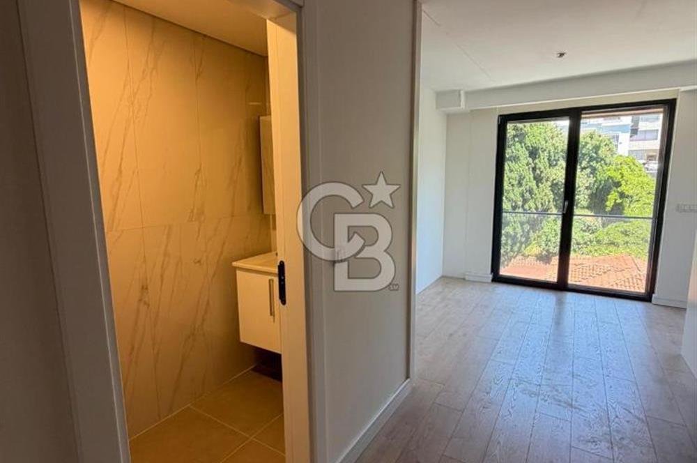 Salacak'ta Eşsiz Boğaz Manzaralı Prestijli 2+1 Daire