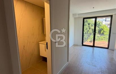 Salacak'ta Eşsiz Boğaz Manzaralı Prestijli 2+1 Daire