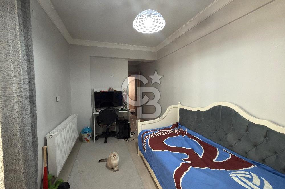 Bayraklı Emek Mahallesi’nde Satılık 2+1 Daire