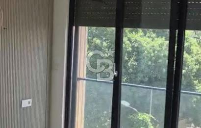 Salacak'ta Eşsiz Boğaz Manzaralı Prestijli 2+1 Daire
