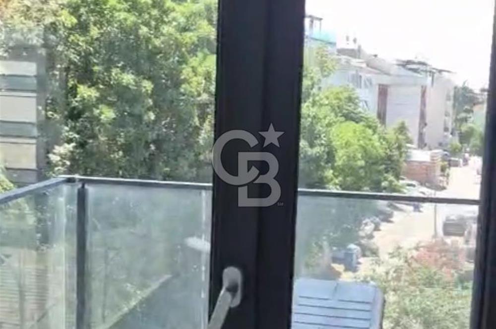 Salacak'ta Eşsiz Boğaz Manzaralı Prestijli 2+1 Daire