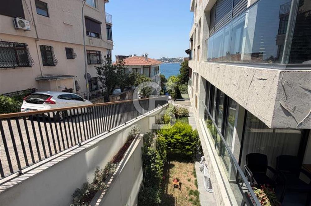 Salacak'ta Eşsiz Boğaz Manzaralı Prestijli 2+1 Daire