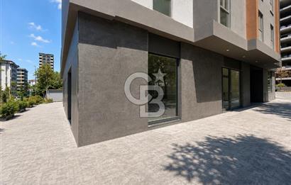 Kazasker Şemsettin Günaltay Caddesi 'nde Kiralık Dükkan