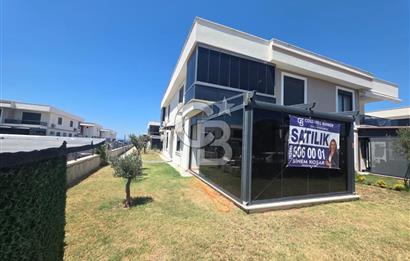Ayvalık Altınova Kolaylı Plus'ta Havuzlu Sitede Bahçe Katı 1+1
