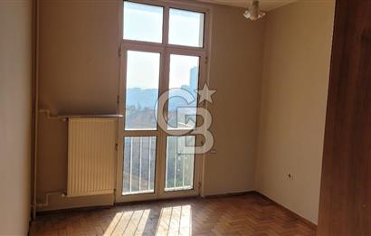 Etiler Akmerkez Karşısı Petrol Sitesi'nde Kiralık Daire 2+1