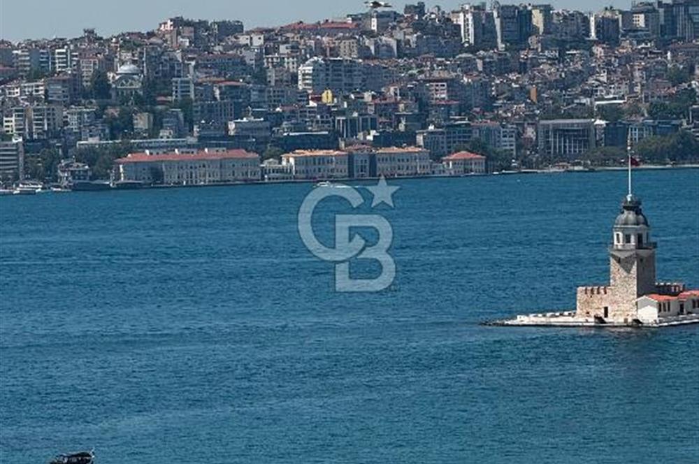 Salacak'ta Eşsiz Boğaz Manzaralı Prestijli 2+1 Daire