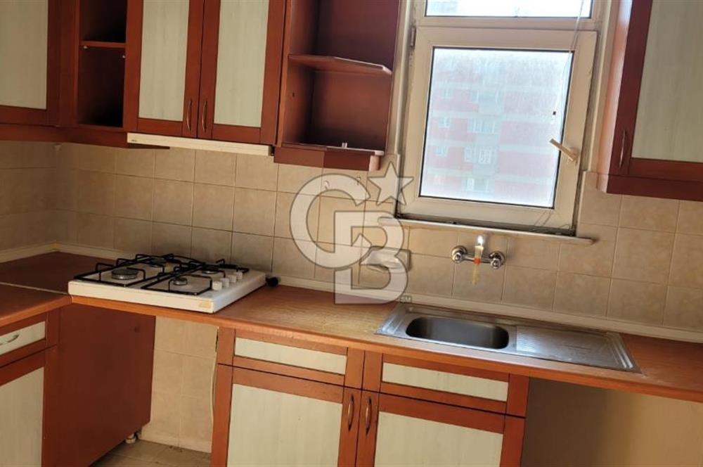 Etiler Akmerkez Karşısı Petrol Sitesi'nde Kiralık Daire 2+1