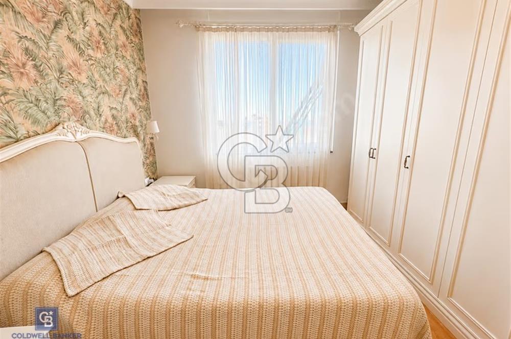 Grena Suadiye Sitesi 'nde Deniz Manzaralı 3+1 Satılık Daire