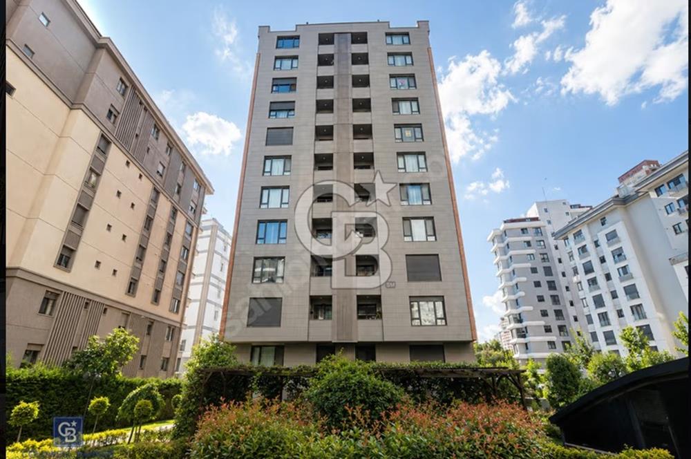 Grena Suadiye Sitesi 'nde Deniz Manzaralı 3+1 Satılık Daire