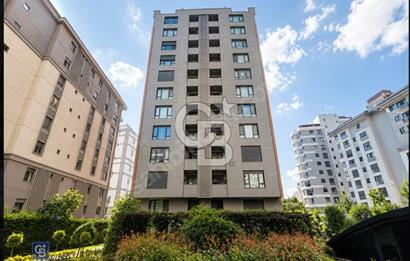 Grena Suadiye Sitesi 'nde Deniz Manzaralı 3+1 Satılık Daire