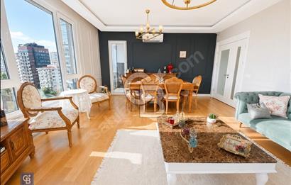 Grena Suadiye Sitesi 'nde Deniz Manzaralı 3+1 Satılık Daire