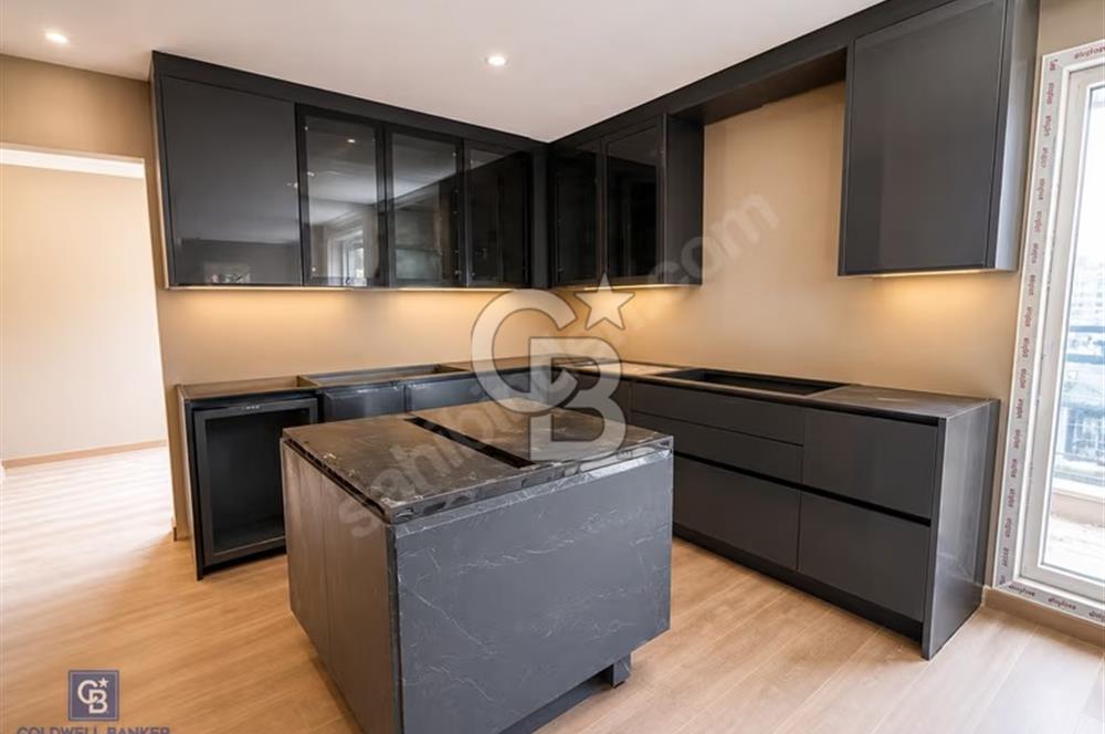 Kozyatağı Şemsettin Günaltay'da Teslime Yakın 4+1 Satılık Daire