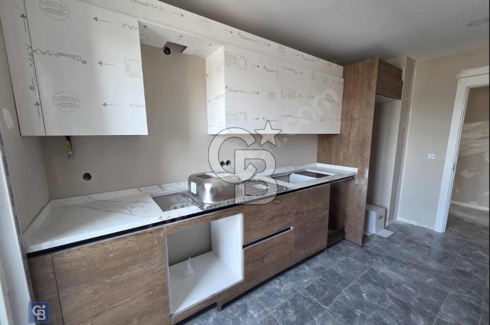Kozyatağı Şemsettin Günaltay'da Haziran Teslim 3+1 Satılık Daire