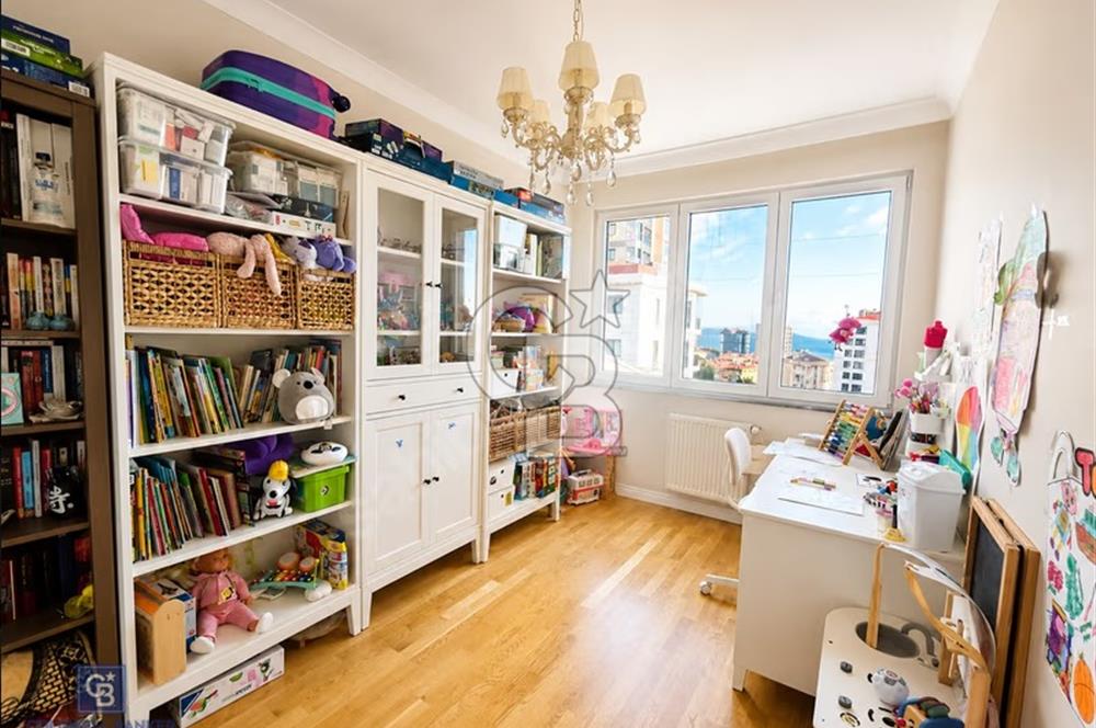 Grena Suadiye Sitesi 'nde Deniz Manzaralı 3+1 Satılık Daire