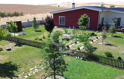 GÖLBAŞI BALLIKPINAR'DA ÇELİK KONSTRÜKSİYONLU GÖLETLİ ÇİFTLİK EVİ