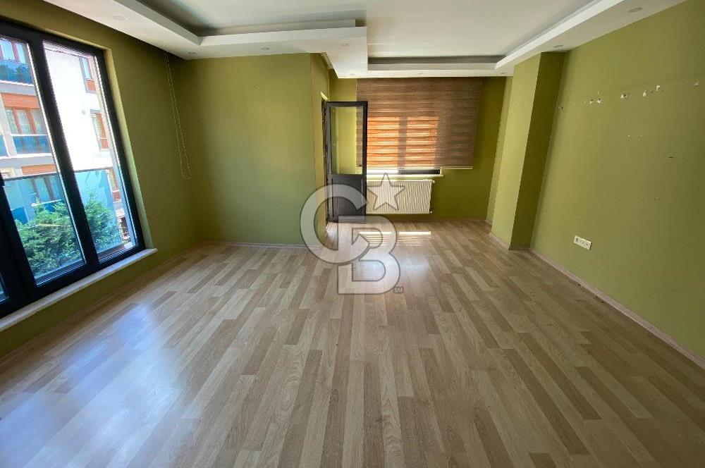 ÇEKMEKÖY MERKEZ MAHALLESİ'NDE 90 m² KİRALIK 3+1 DAİRE